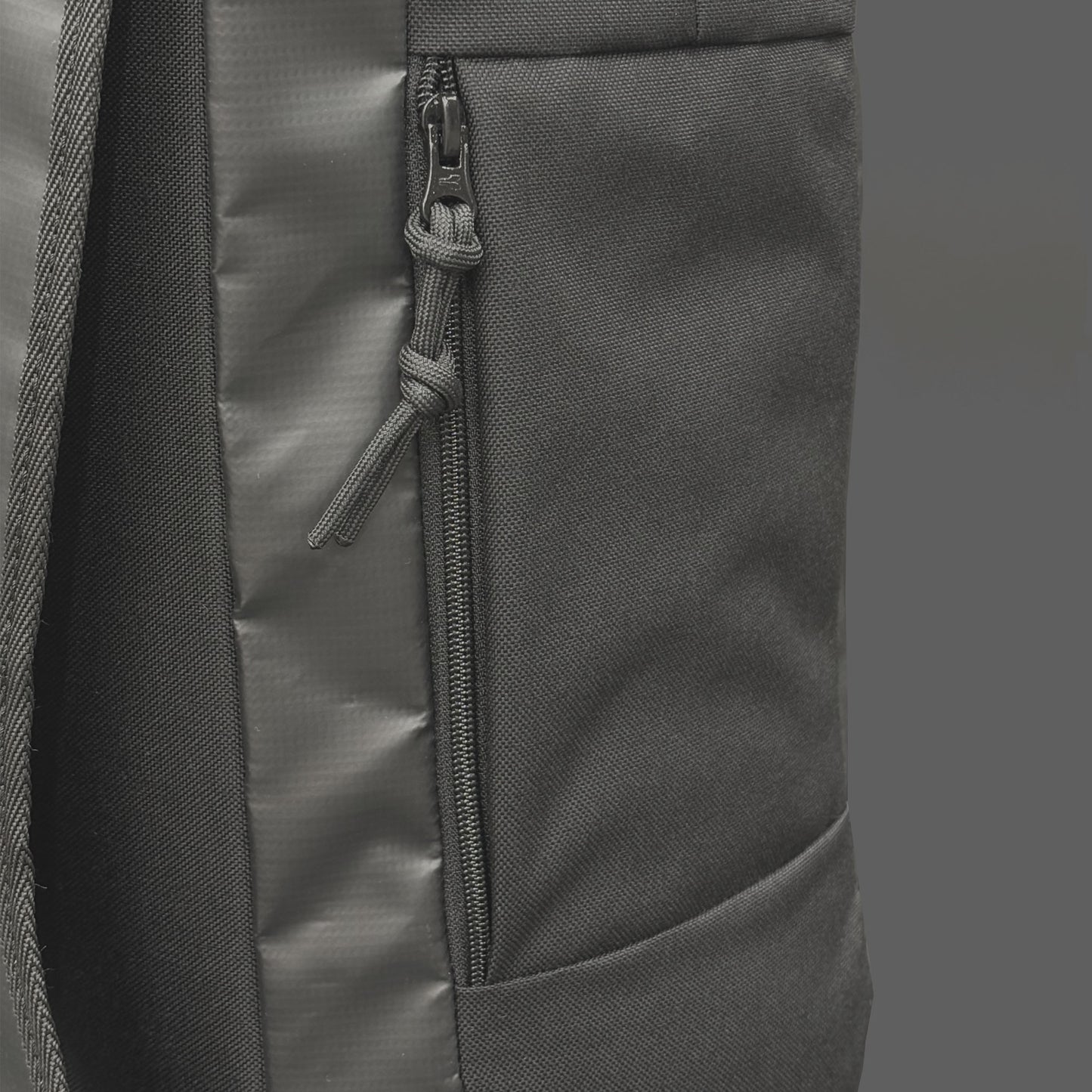 The Aveor Backpack 28L