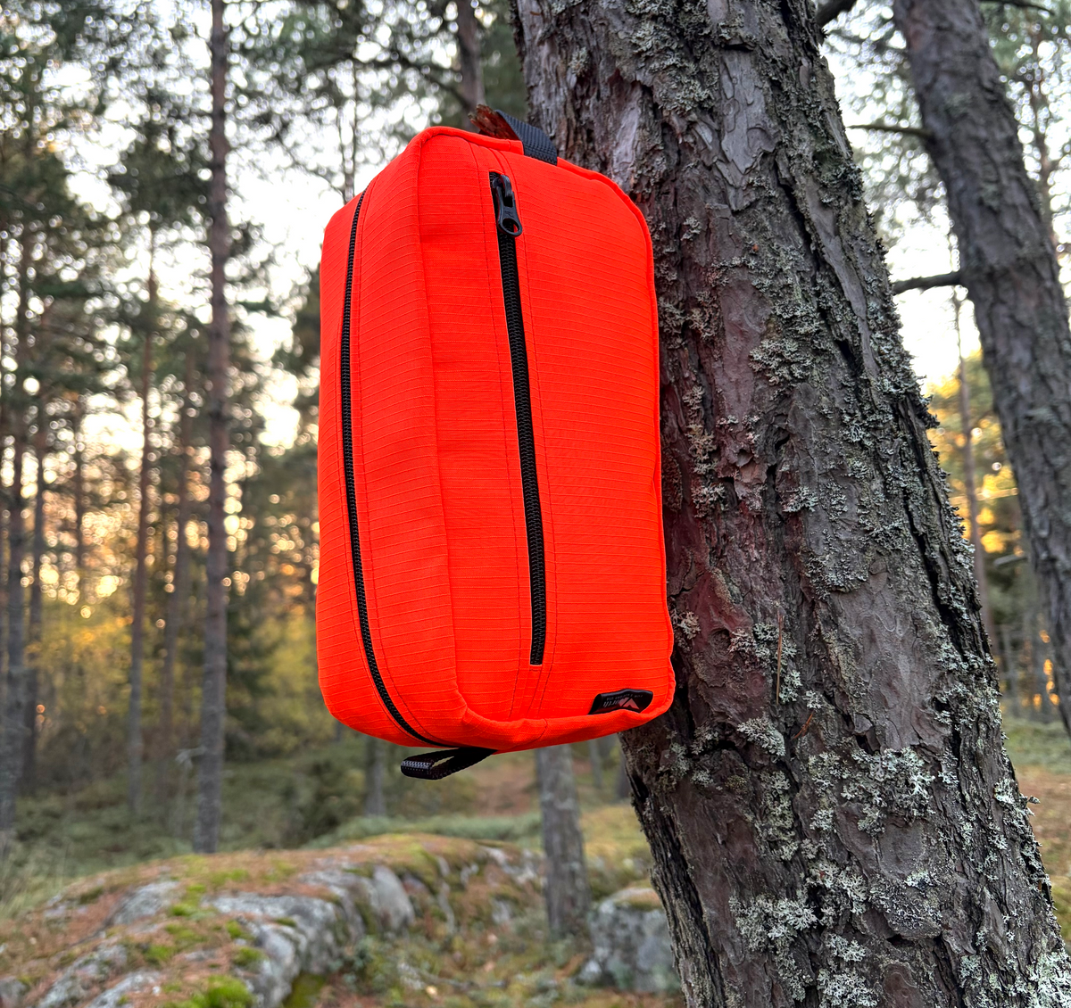 Vire 4L Wash bag HV Orange