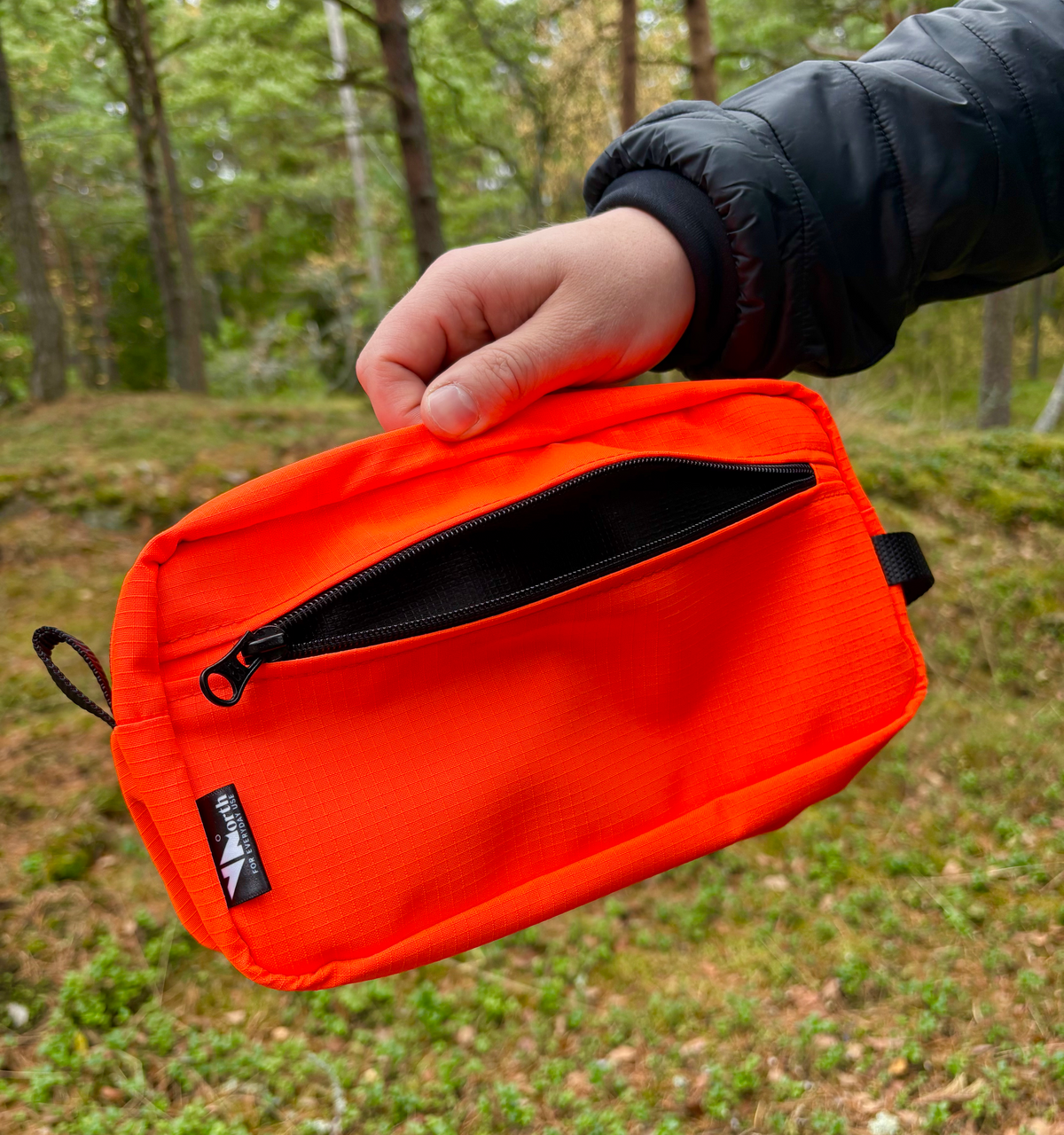 Vire 4L Wash bag HV Orange
